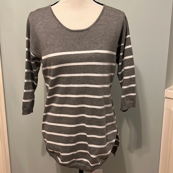 No Name Brand Sweaters - No Name Brand Sweater
